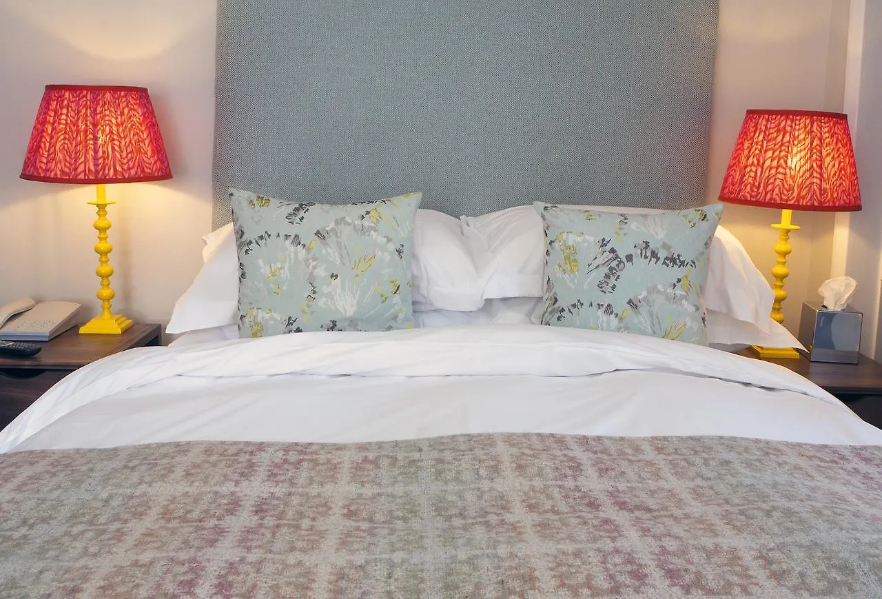 Sea Spray Hotel Hove 4*,  Velká Británie