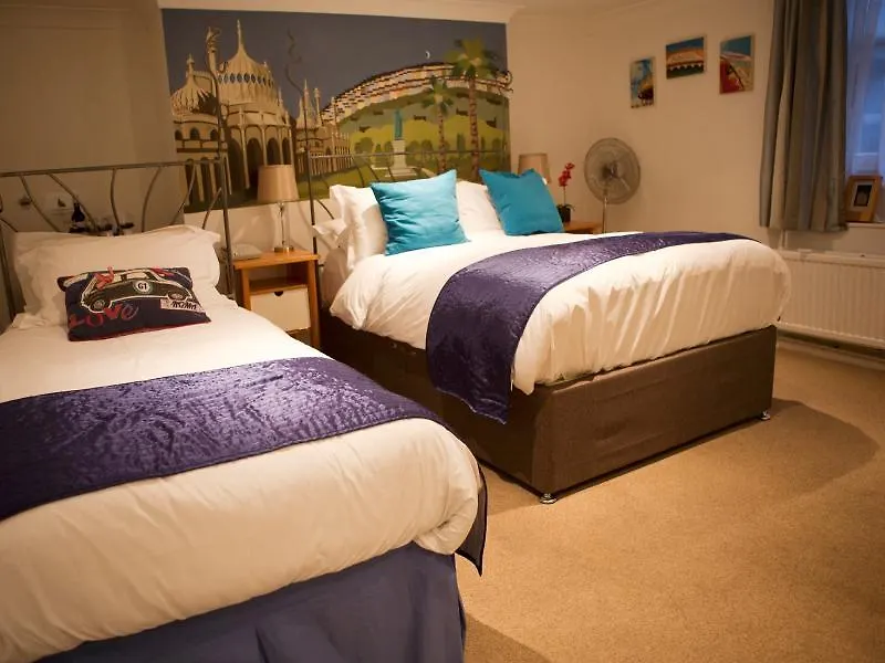 Sea Spray Hotel Hove 4*,